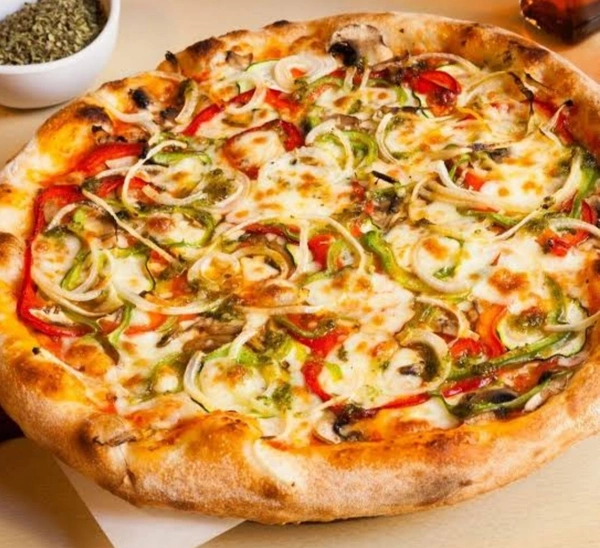 Onion Capsicum Pizza