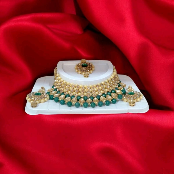 Skb Market Trendy Kundan Gold Plated Pearl Choker Necklace Set with Dangler Earrings & Maangtikka for Women & Girls 