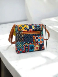 Skb Women Maroon Bags
