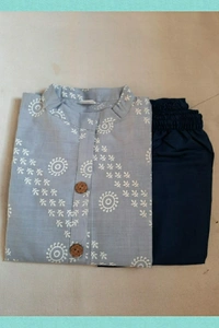 Boutique Design COTTON KURTI TROUSER SET  - SIZE *(38 to 40* ) M & L only Available.