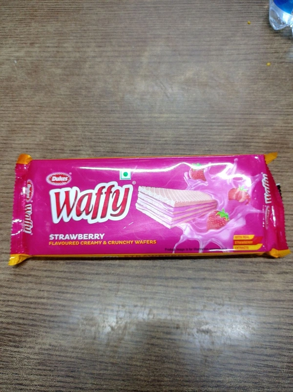 Dukes Waffy Strawberry Flavour Crunchy Wafers 60g.
