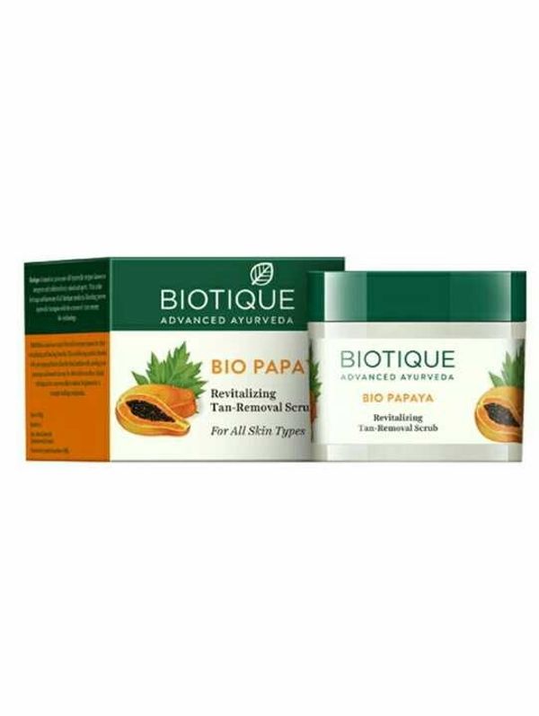 BIOTIQUE Bio Papaya Revitalizing Tan removal Scrub 150gm