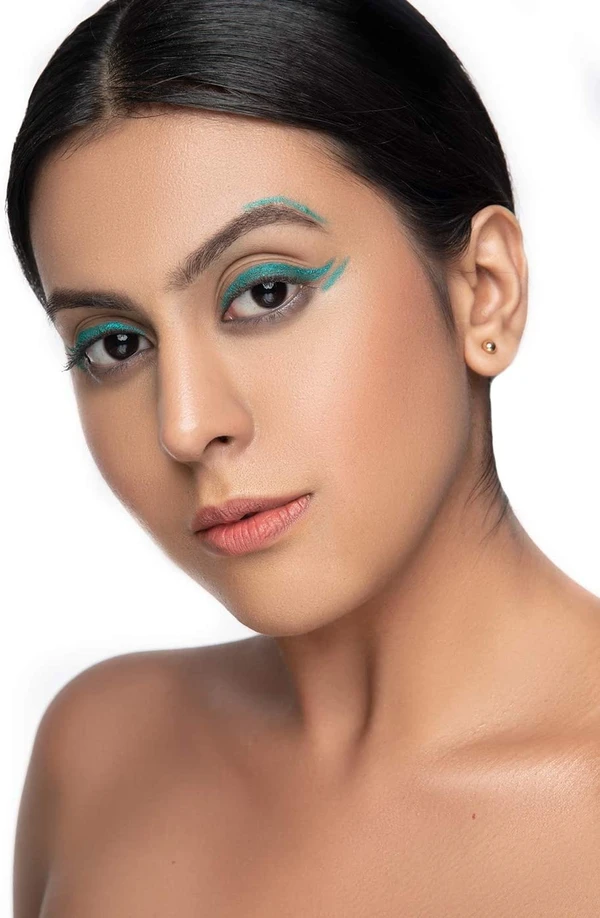 SUGAR Cosmetics - Kohl Of Honour - Intense Kajal - 03 Aqua Lung (Blue Kajal) - Ultra Creamy Texture, Smudge Proof, Water Proof Kajal, Long Lasting Eye Pencil, Lasts Up to 12 hours