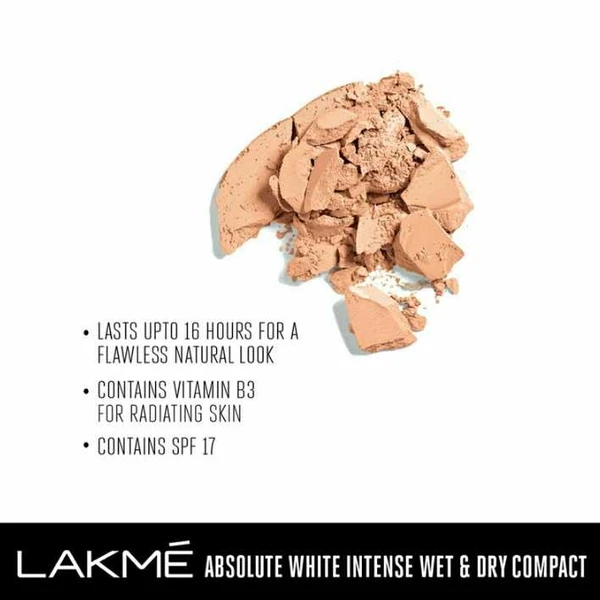 Lakmé Absolute White Intense Wet and Dry Compact, Golden Light, 9g