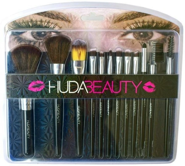 Huda BEAUTY plastic Make Up bursh set 12 pc in 1 package