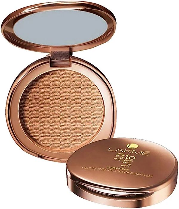 Lakme 9 to 5 Flawless Matte Complexion Compact Powder, Apricot 8gm 