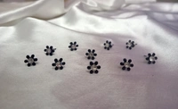 SIMPLE STUD EARRINGS