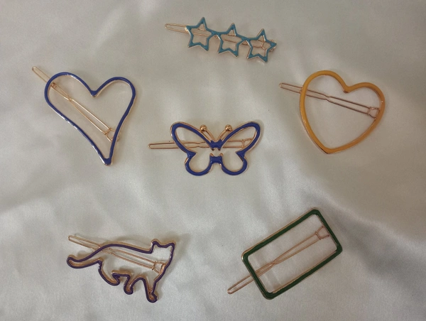 HAIR PINS  - yellow
