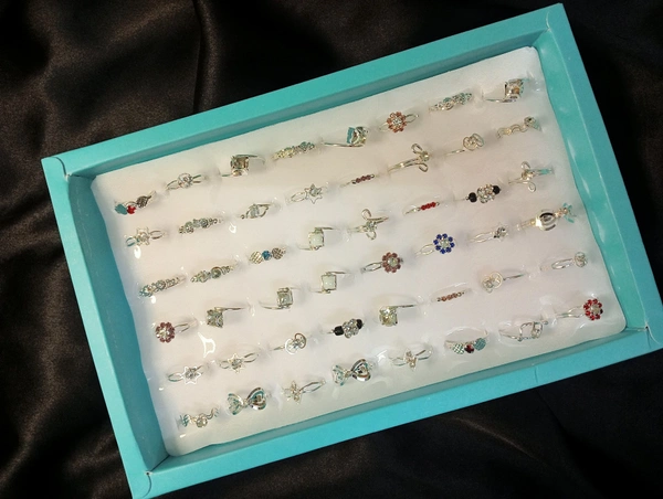 SILVER FINGER RINGS - Silver, Adjustable and Non-adjustable