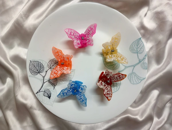 DESIGNED BUTTERFLY HAIR CLAWS - Picasso