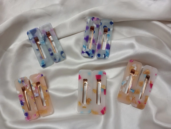 RESIN HAIR PINS - Salomie