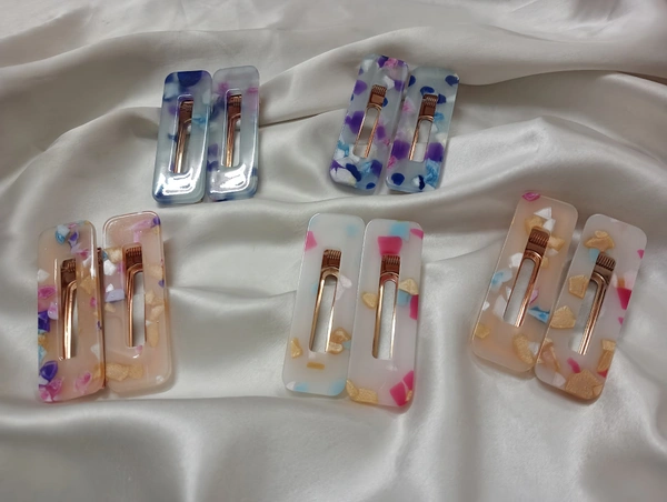 RESIN HAIR PINS - Salomie