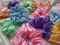 PASTEL SATIN SCRUNCHIES  - Pink