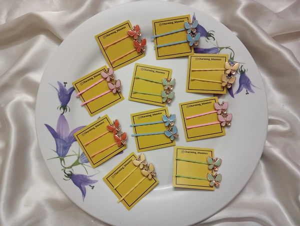 BUTTERFLY BOBBY PINS