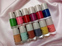 PASTEL NAIL PAINTING  - Froly
