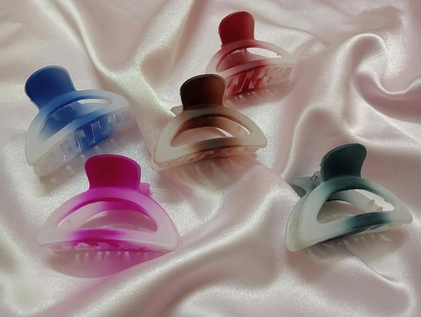 STYLISH HAIR CLAWS - Carnaby Tan