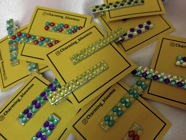 DOUBLE STONE ALLIGATOR CLIPS  - Green gold mixed