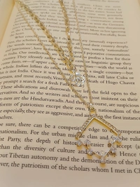 SILVER LAYERED NECKLACE 