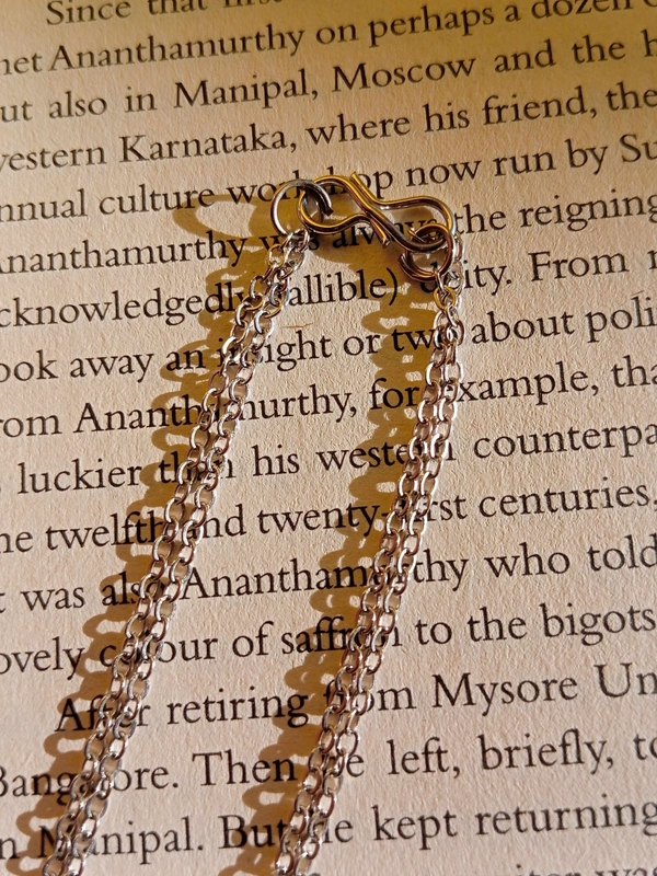 YIN AND YANG LAYERED NECKLACE 