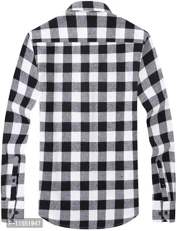 Classic Cotton Blend Check Causal Shirt For Men  - M