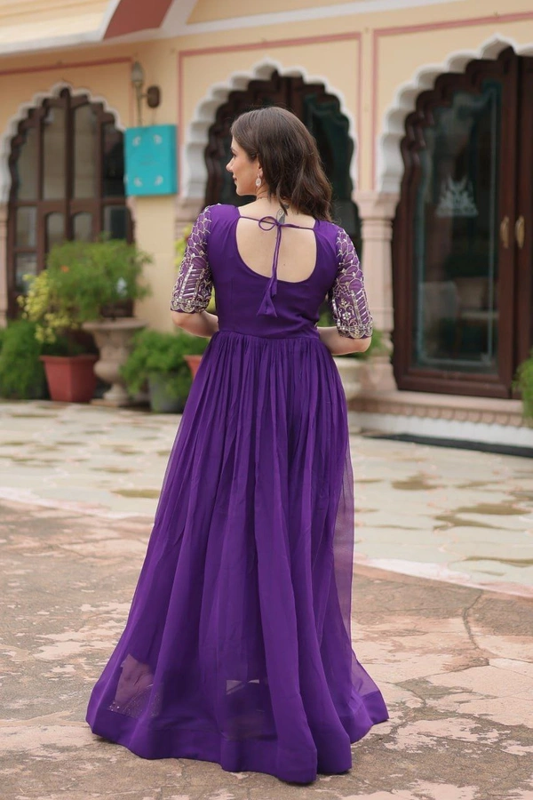 USR98 GOWN 1 - XL (42"), Purple