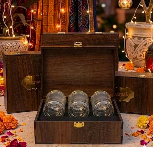 Pre Lam Gift Box With 3 Jars - 50 pieces