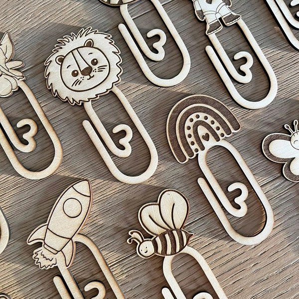 wooden bookmark with mini pencil – a great party favor idea - 10, lion