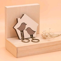 Wooden Bird Key Holder - Birchwood