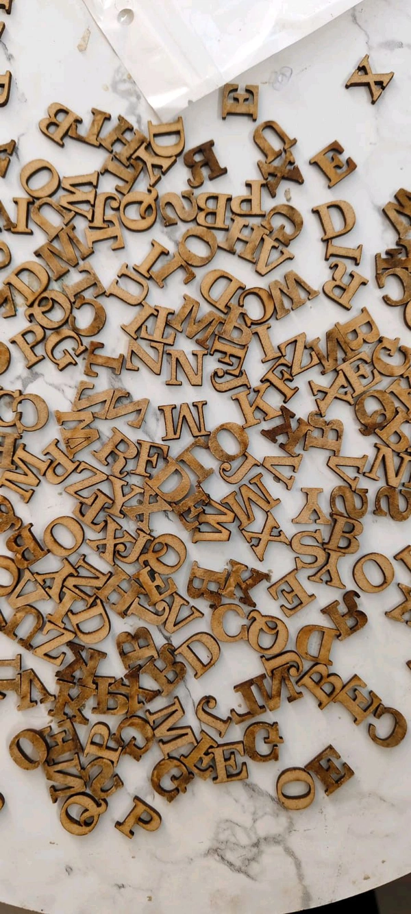 Fishtail Font Alphabet Set - 0.75 Inches