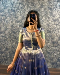 Dariya  - Moody Blue, M-38