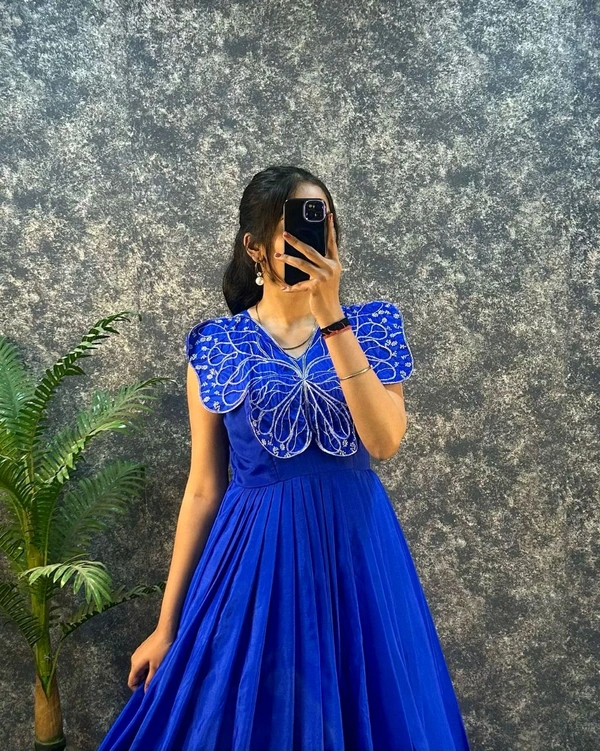 Butterfly 🦋 Grown  - M-38, Blue