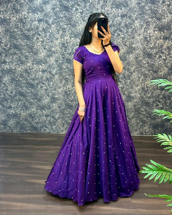 Mul Mul Karma  - Cardinal Pink, XL -42
