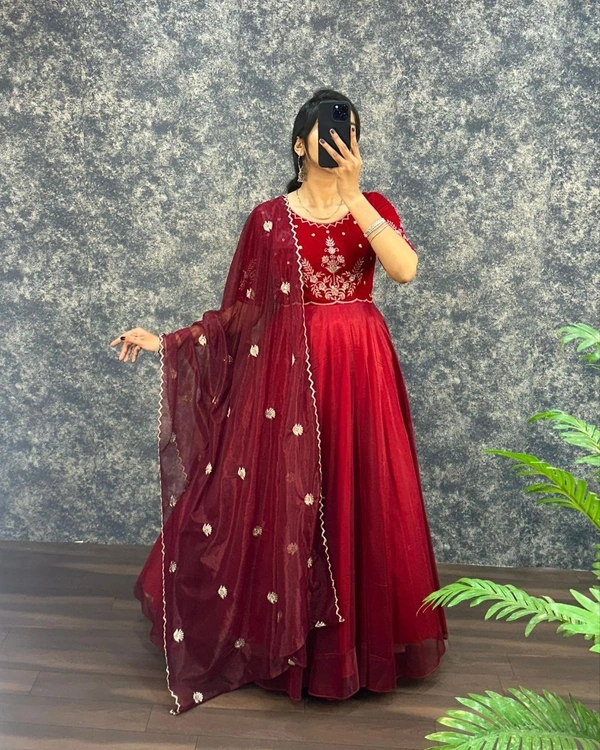 SONIYA - XXXL-46, Red