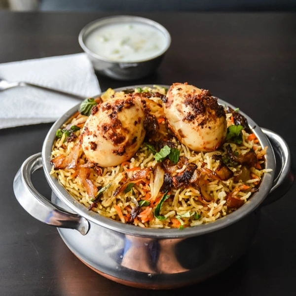 Egg Biryani -  1 Masala Fried Egg + Raita+ Gravy  - 2 Eggs