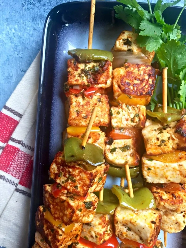 Lehsooni Paneer Tikka