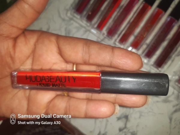 1203 Hudabeauty Liquid Matte Lipstick - Wild Watermelon
