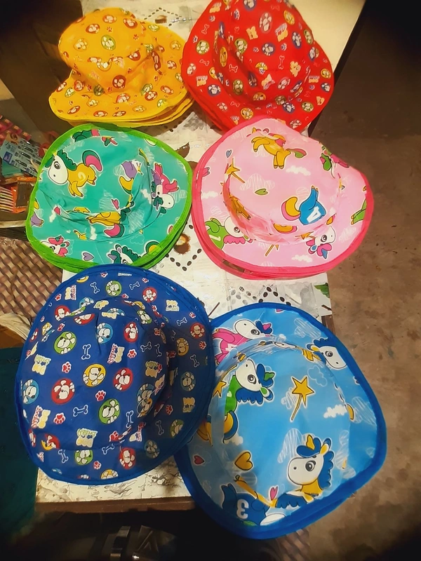 Kids  Round  Cap. - Blue