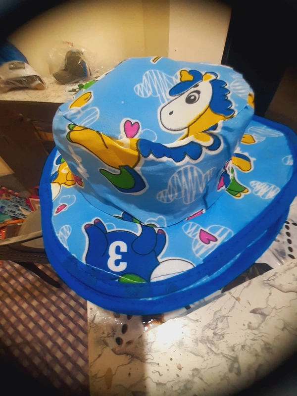 Kids  Round  Cap. - Blue