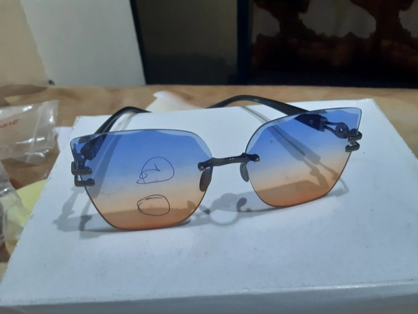 Sunglass 