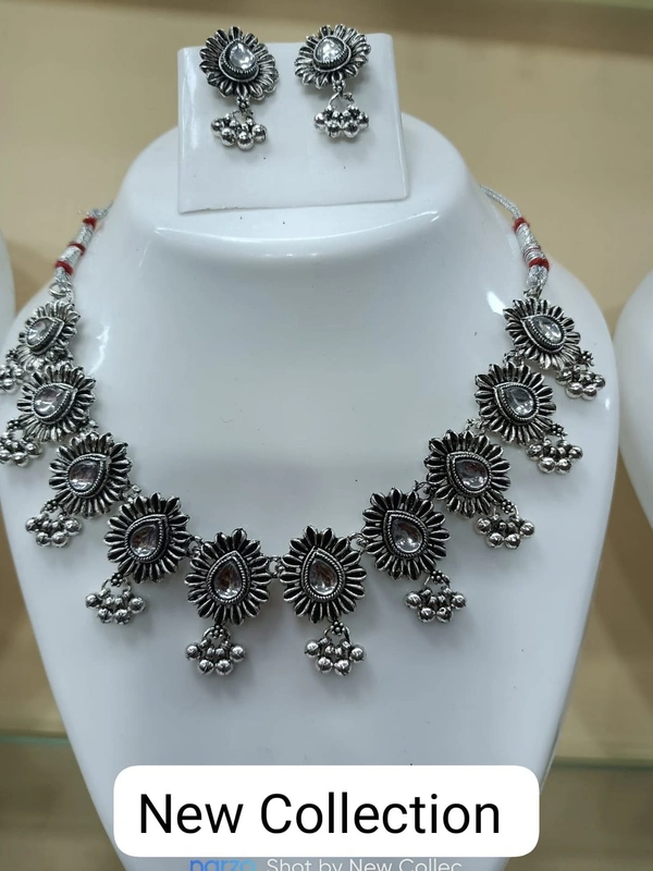 702 Oxidized Jewellery Set 