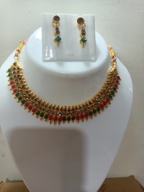 737 Jewellery Set