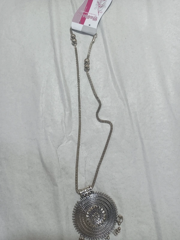 Oxidised Chain With Locket