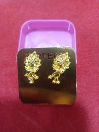012 Ear Ring