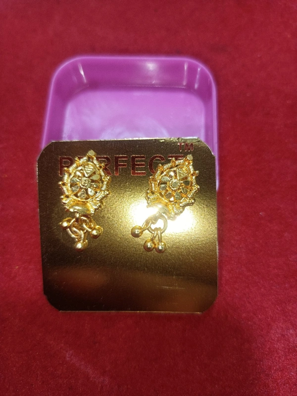 012 Ear Ring
