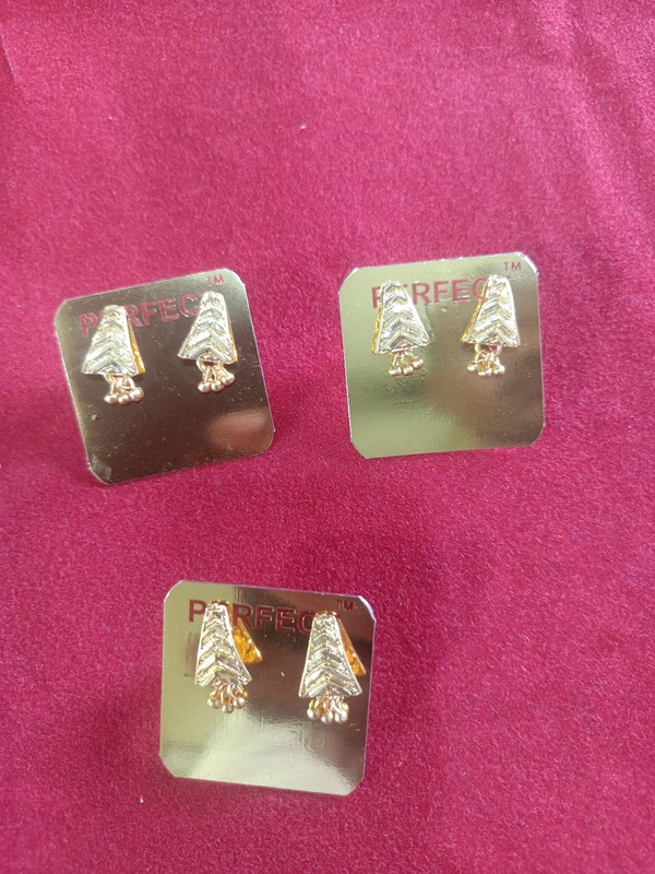 017 Ear Ring 