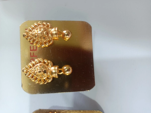 015 Ear Ring 