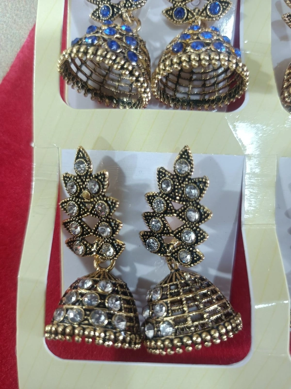 205 Ear Ring  - White