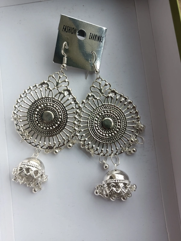 217 Oxidise Ear Ring 