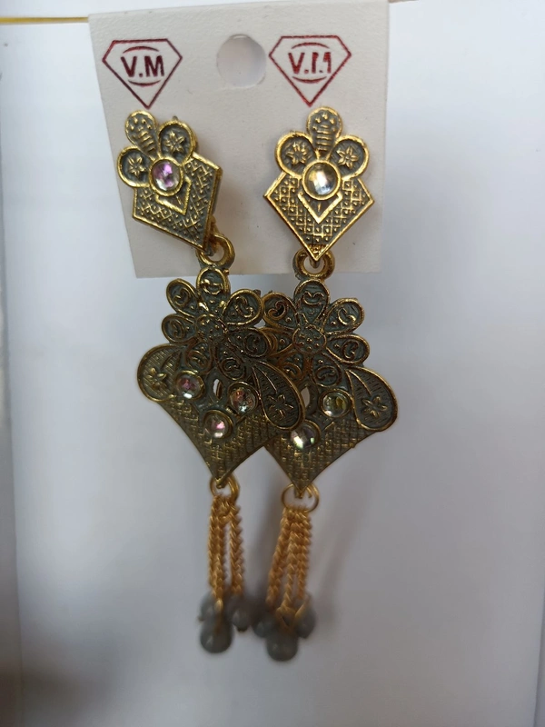 305 Jhumka 