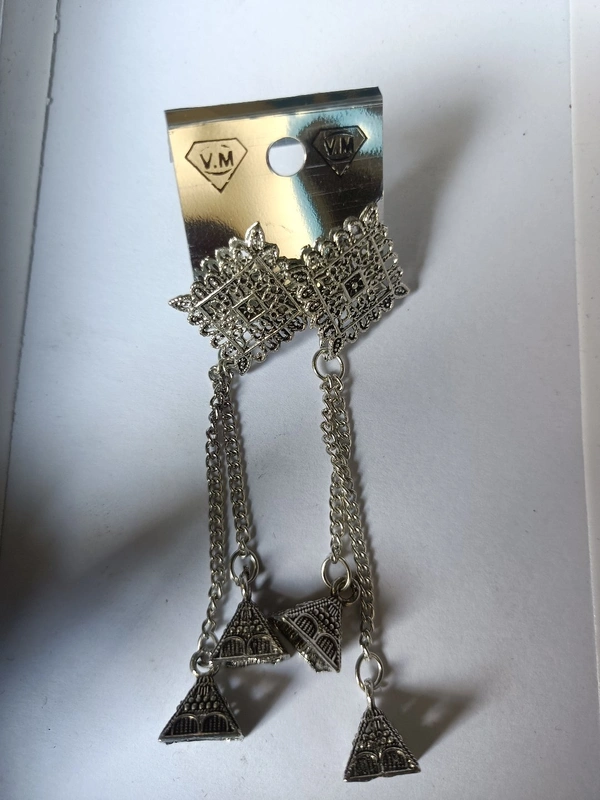 105 Oxidise Jhumka
